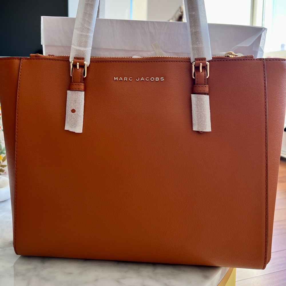 Marc Jacobs Logo Tote Bag